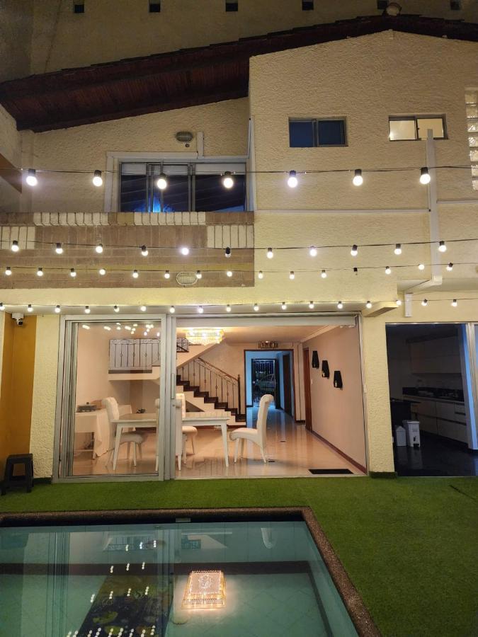 Hotel Boutique Deluxe Home Μεντεγίν Εξωτερικό φωτογραφία