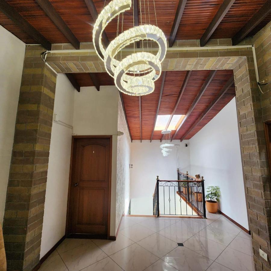 Hotel Boutique Deluxe Home Μεντεγίν Εξωτερικό φωτογραφία