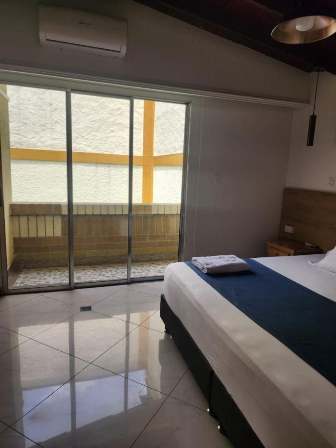 Hotel Boutique Deluxe Home Μεντεγίν Εξωτερικό φωτογραφία